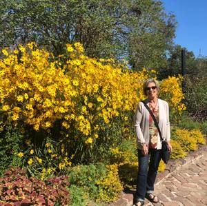 Meet your Posher, Debbie